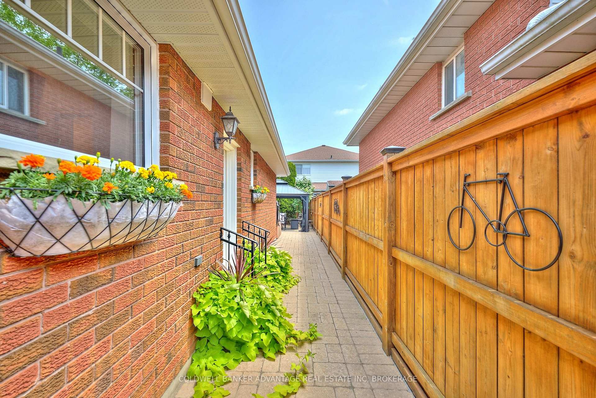 Photo 35 of 33 Tanner Drive, Pelham, Fonthill — HOMEH