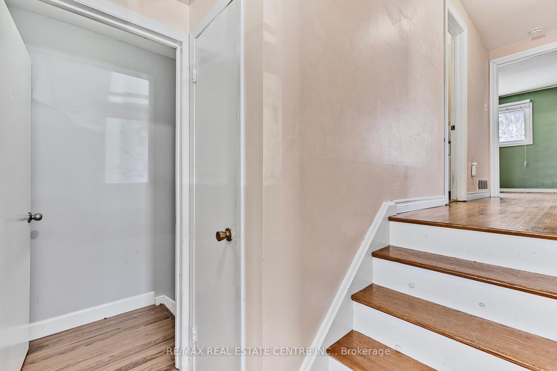 Photo 20 of 45 Madison Avenue, Orangeville — HOMEH