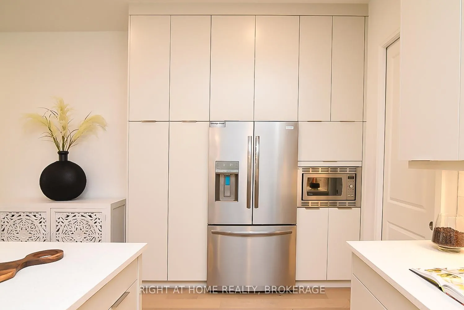 Photo 10 of Unit 7, 3318 Weinbrenner Road, Niagara Falls, Chippawa — HOMEH