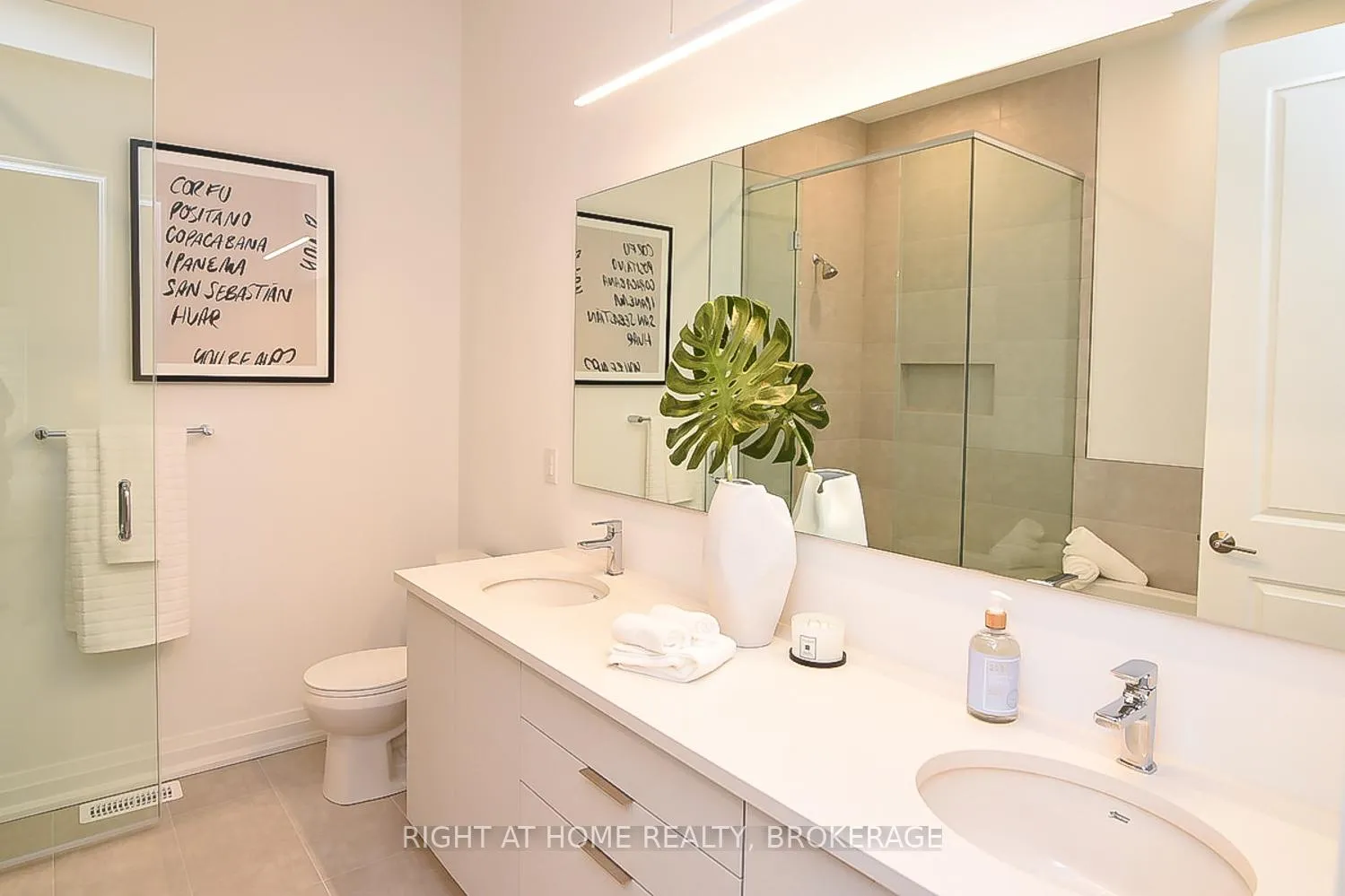 Photo 18 of Unit 7, 3318 Weinbrenner Road, Niagara Falls, Chippawa — HOMEH