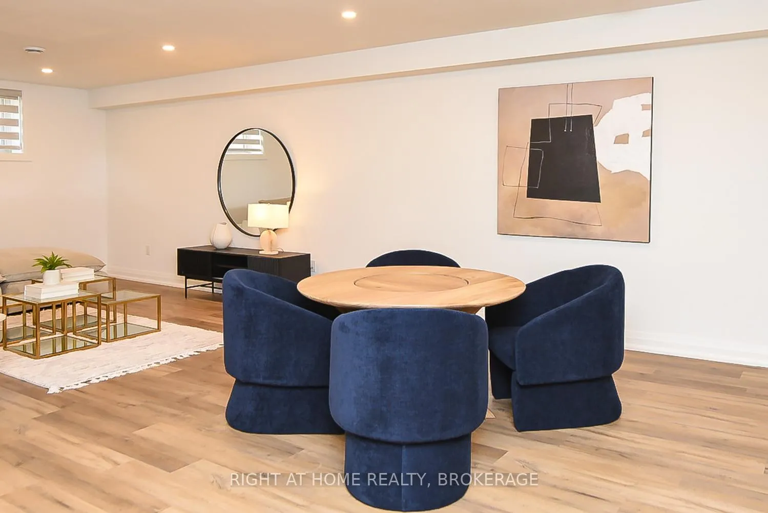 Photo 26 of Unit 7, 3318 Weinbrenner Road, Niagara Falls, Chippawa — HOMEH