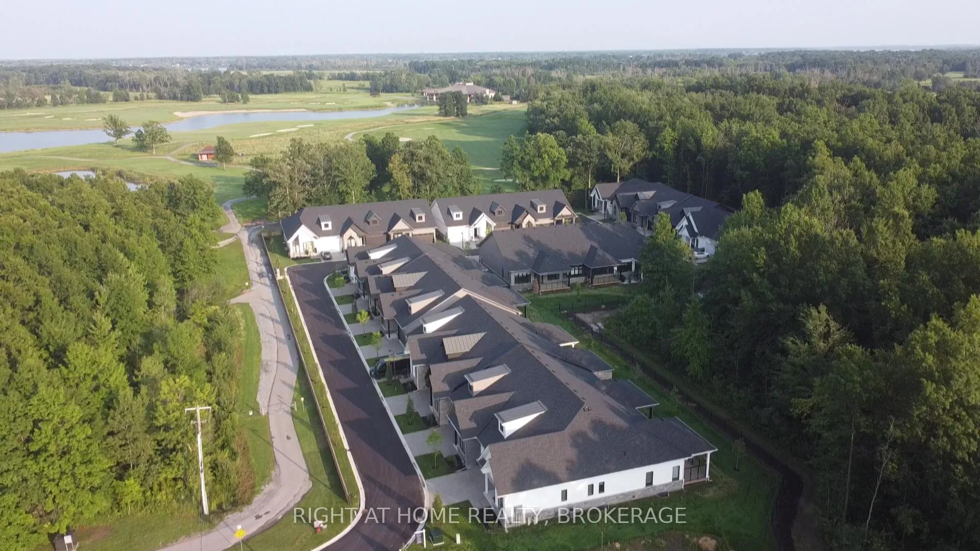 Photo 29 of Unit 7, 3318 Weinbrenner Road, Niagara Falls, Chippawa — HOMEH