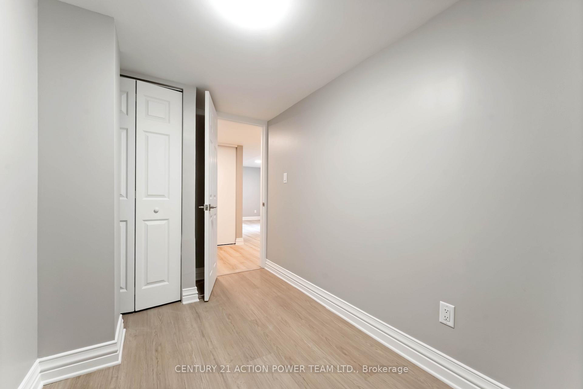 Photo 19 of Unit B, 427 Grassland Terrace, Ottawa, Queenswood Heights South — HOMEH
