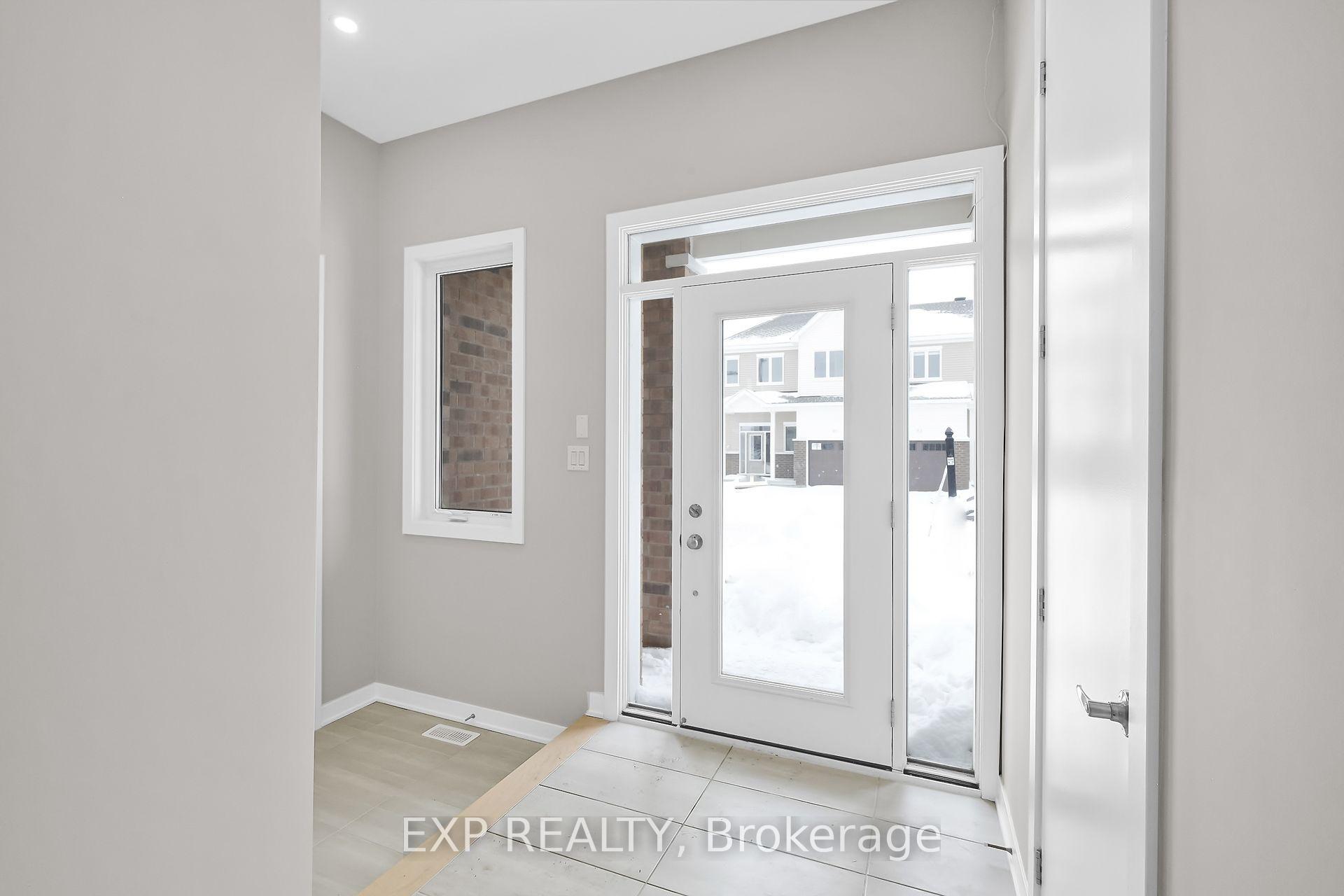 Photo 3 of 98 Pizzicato Street, Ottawa, Mer Bleue/Bradley Estates/Anderson Park — HOMEH