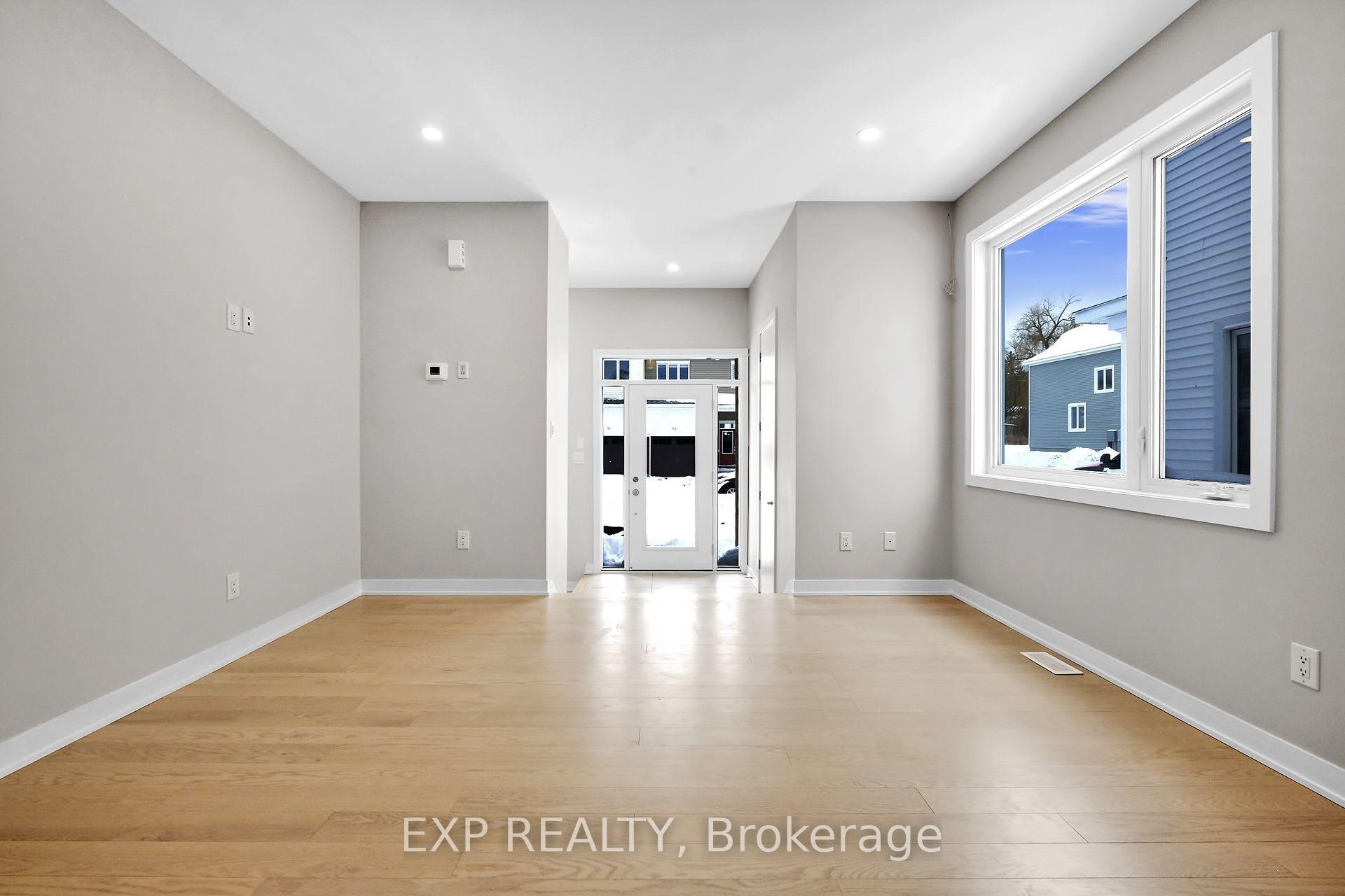 Photo 5 of 98 Pizzicato Street, Ottawa, Mer Bleue/Bradley Estates/Anderson Park — HOMEH