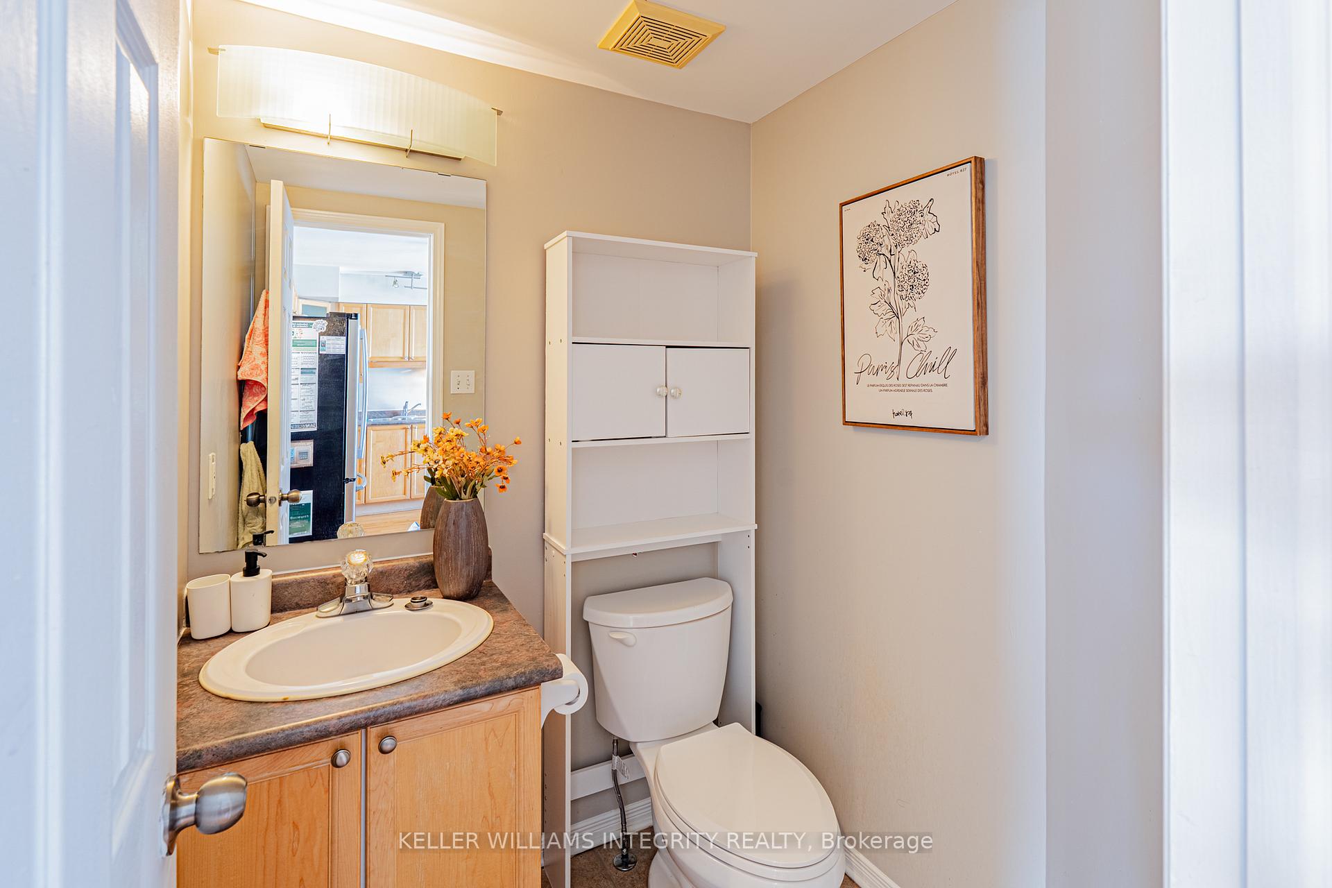 Photo 13 of 211 Arcola Lane, Ottawa, Overbrook/Castle Heights — HOMEH