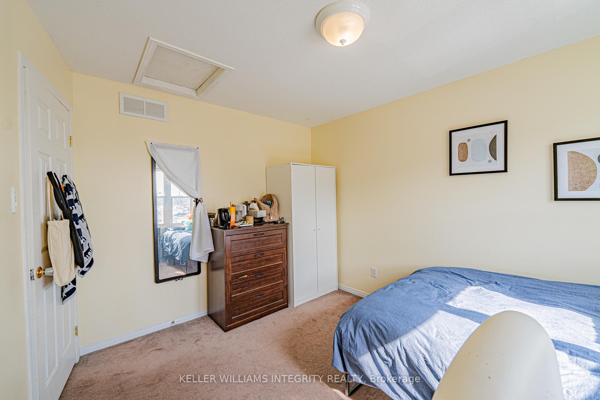 Photo 21 of 211 Arcola Lane, Ottawa, Overbrook/Castle Heights — HOMEH