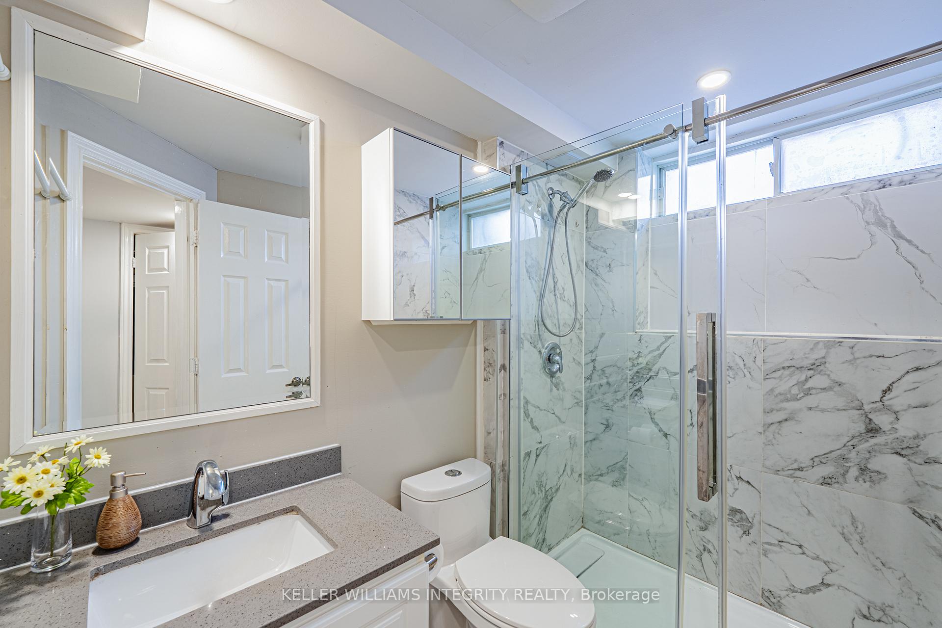 Photo 25 of 211 Arcola Lane, Ottawa, Overbrook/Castle Heights — HOMEH