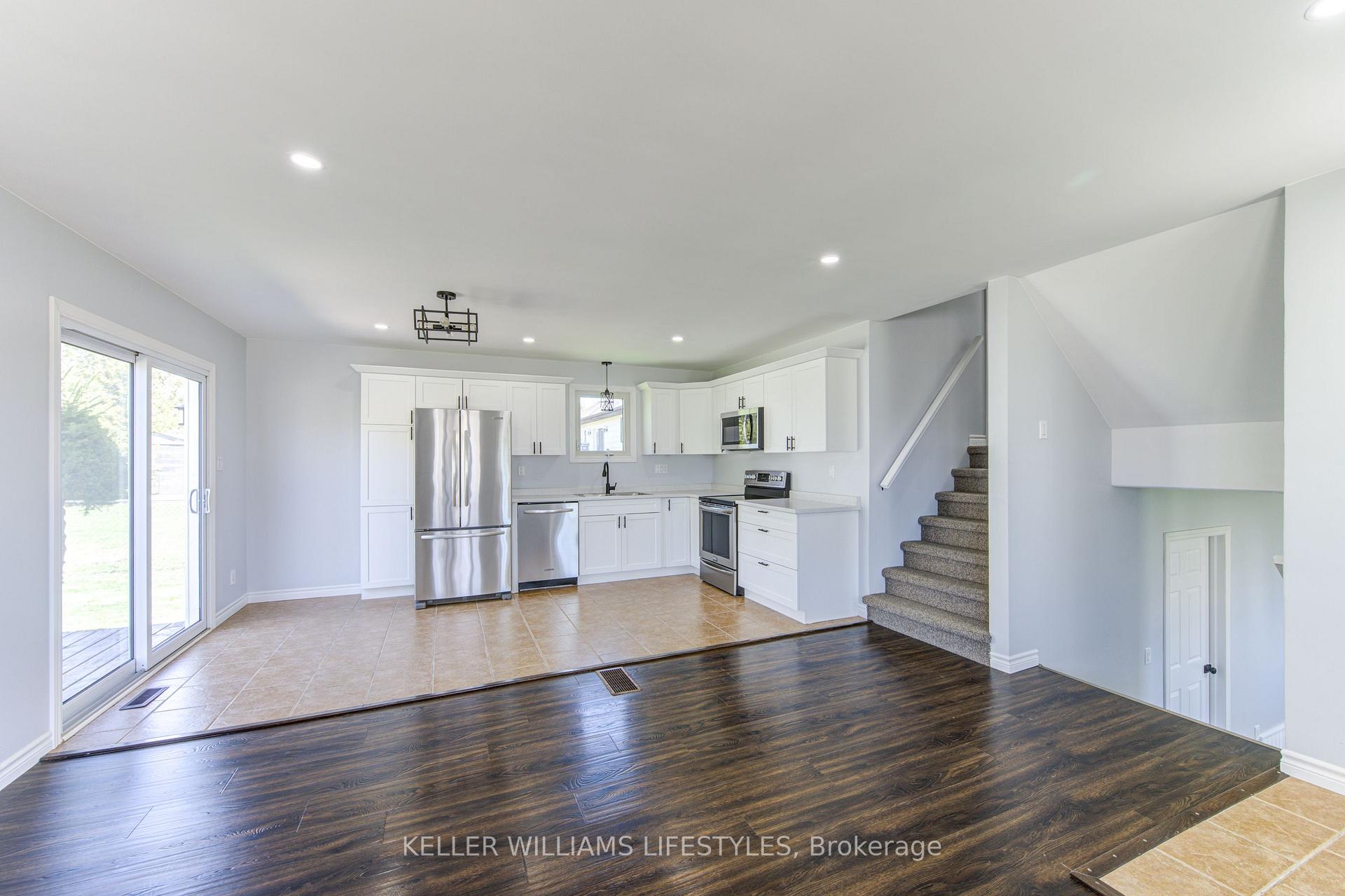 Photo 6 of 262 Delaware Street, North Middlesex, Parkhill — HOMEH