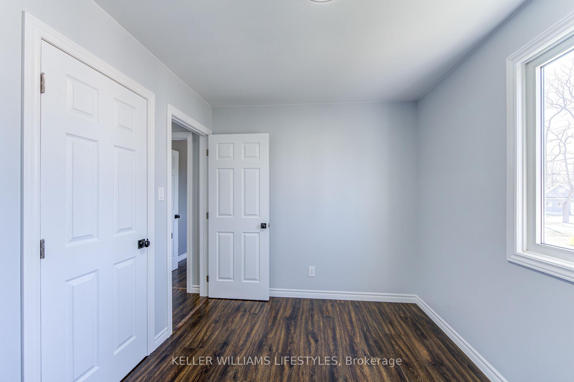 Photo 24 of 262 Delaware Street, North Middlesex, Parkhill — HOMEH