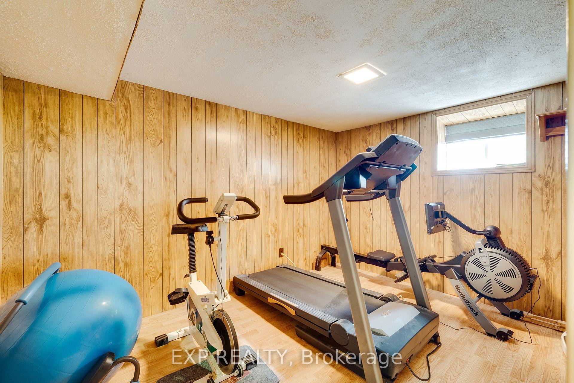 Photo 11 of 483 Main Street W, North Perth, Listowel — HOMEH