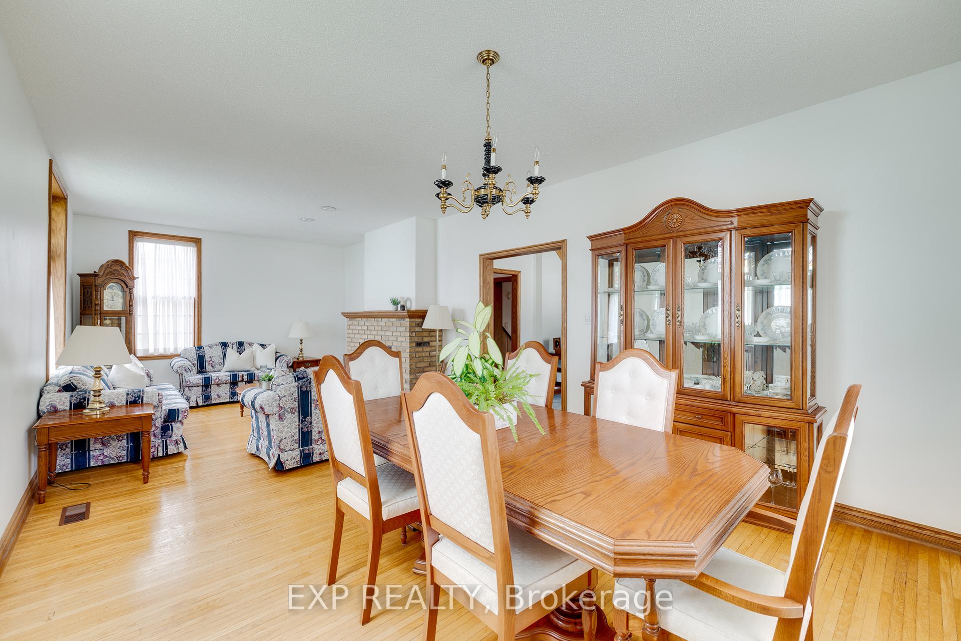 Photo 38 of 483 Main Street W, North Perth, Listowel — HOMEH
