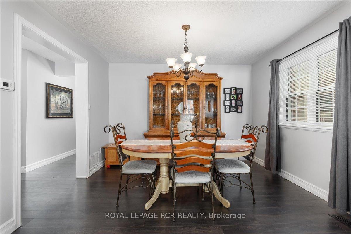 Photo 10 of 244 Howard Crescent, Orangeville — HOMEH