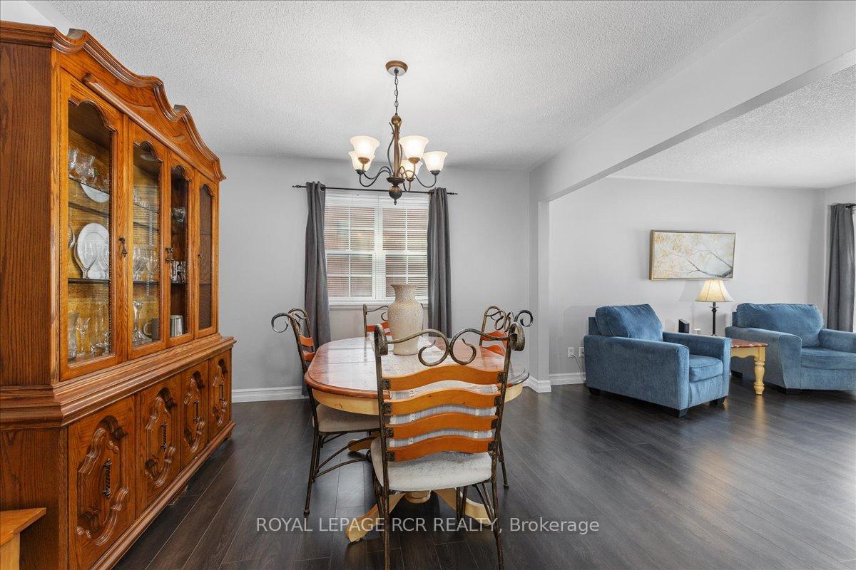 Photo 11 of 244 Howard Crescent, Orangeville — HOMEH