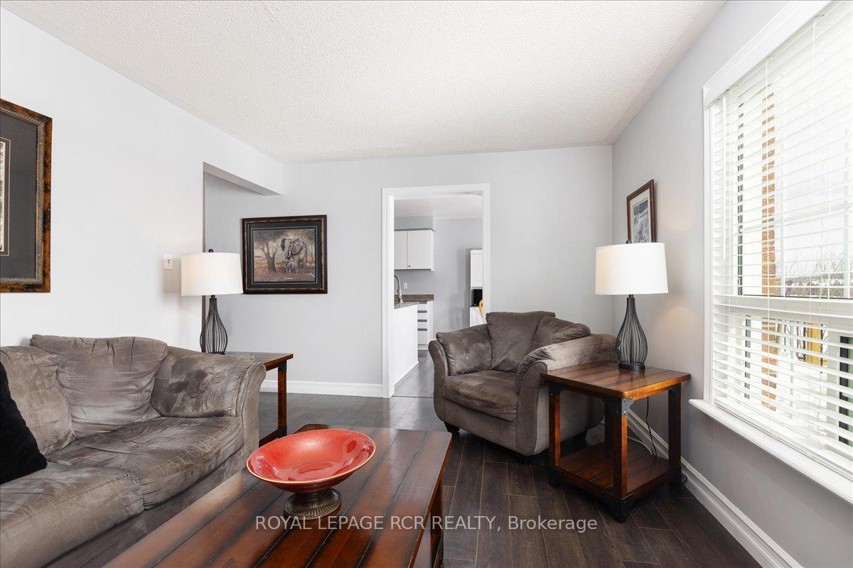Photo 13 of 244 Howard Crescent, Orangeville — HOMEH