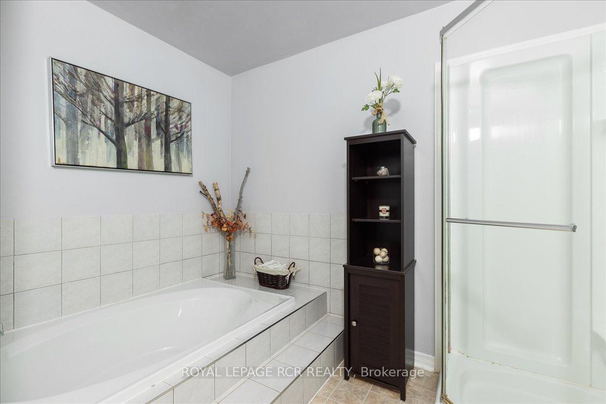 Photo 29 of 244 Howard Crescent, Orangeville — HOMEH