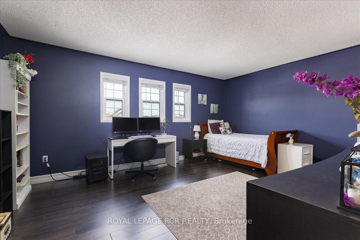 Photo 31 of 244 Howard Crescent, Orangeville — HOMEH