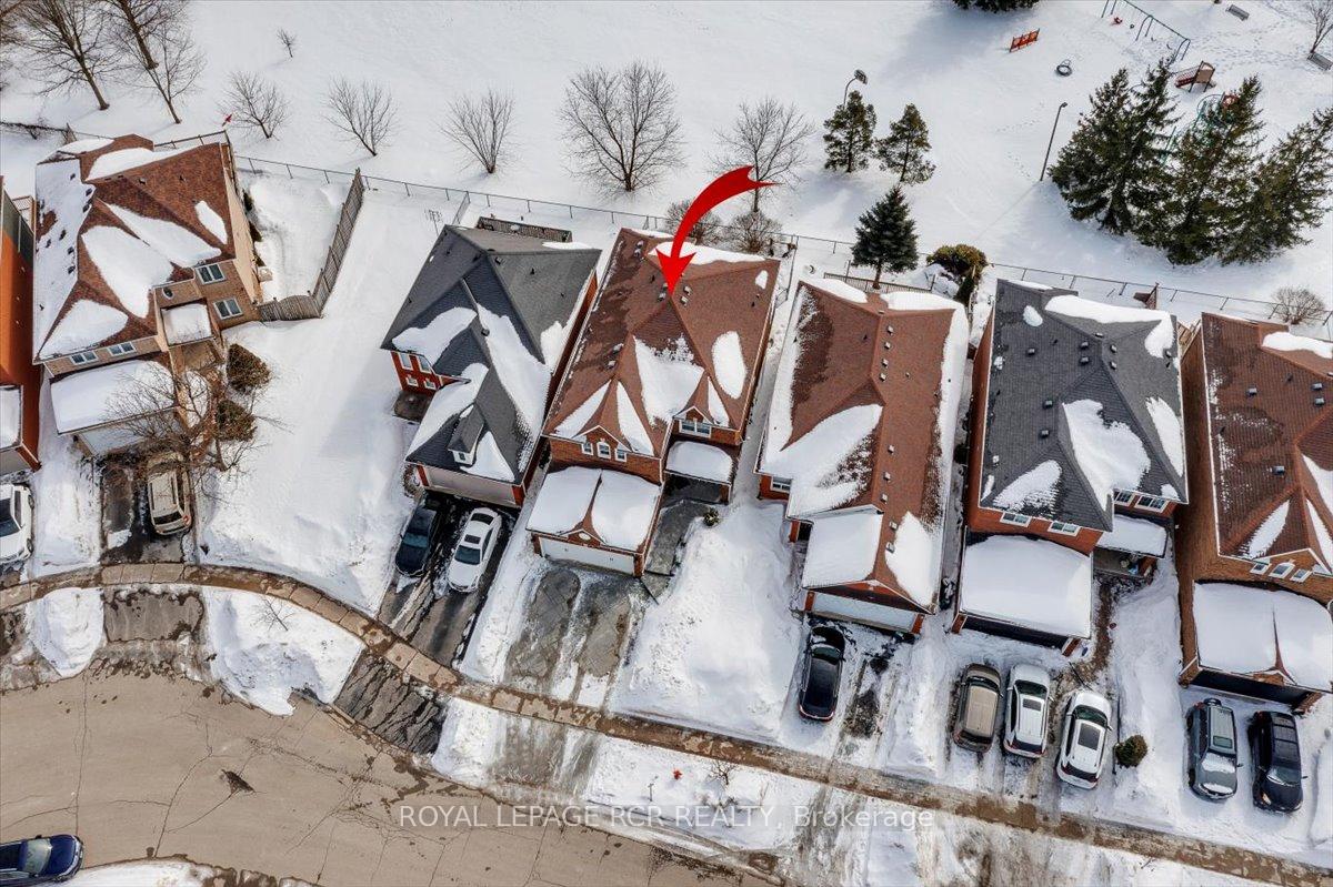 Photo 44 of 244 Howard Crescent, Orangeville — HOMEH