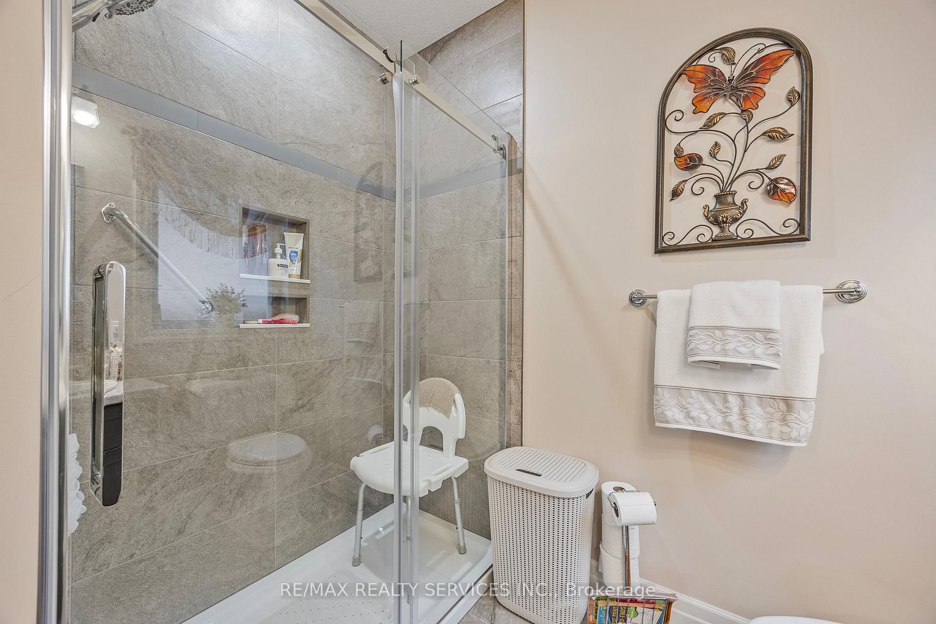 Photo 33 of 255 Rogers Road, North Perth, Listowel — HOMEH