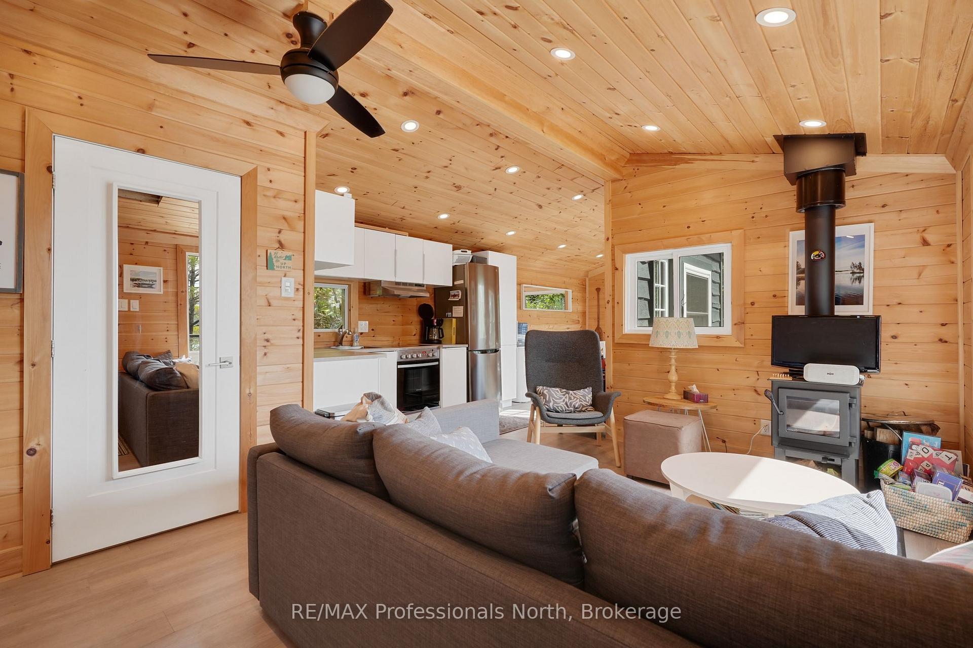 Photo 10 of 154A Pike Road, Parry Sound Remote Area, Lount — HOMEH