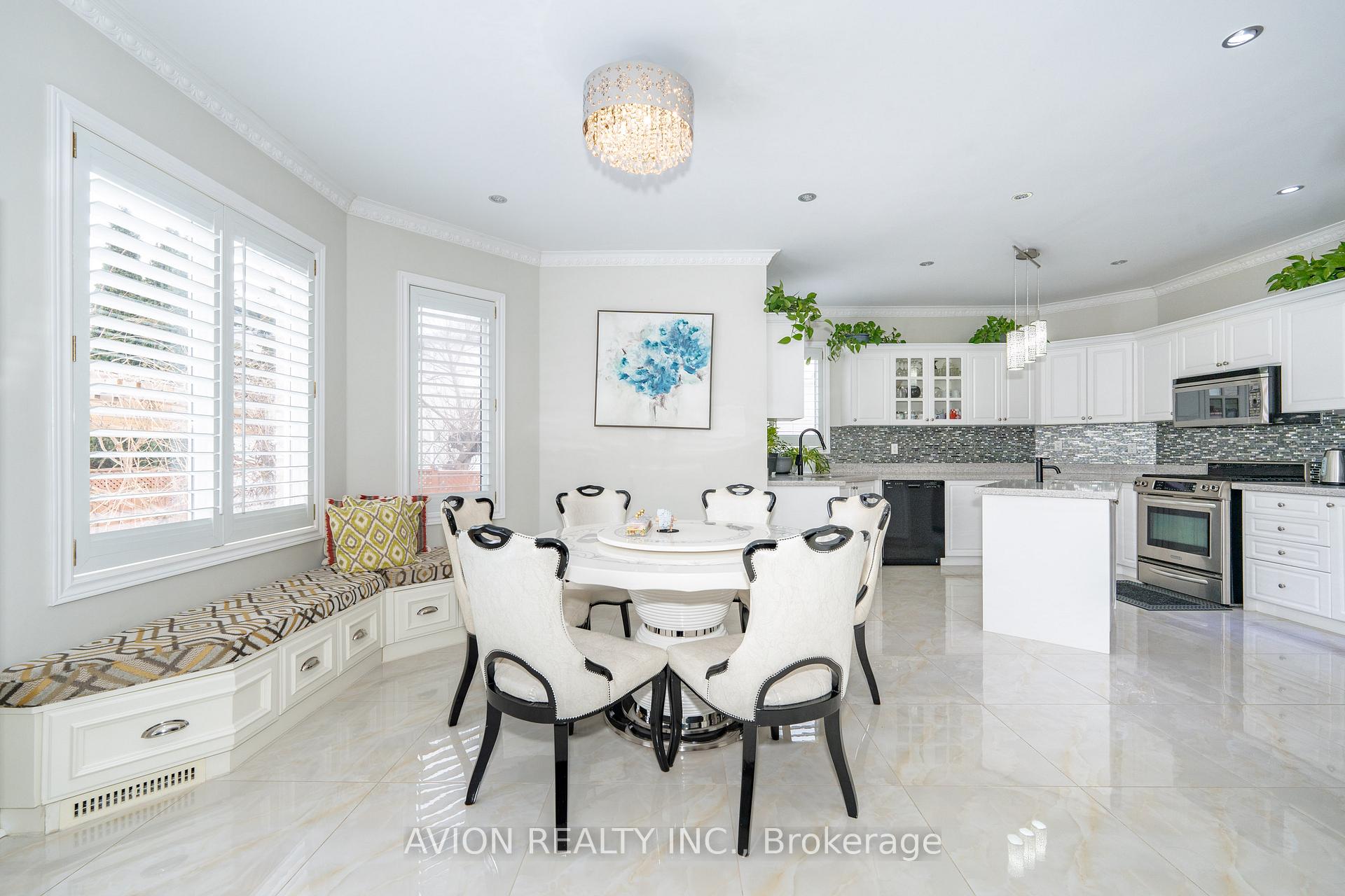 Photo 12 of 116 Boxwood Crescent, Markham, Rouge Fairways — HOMEH