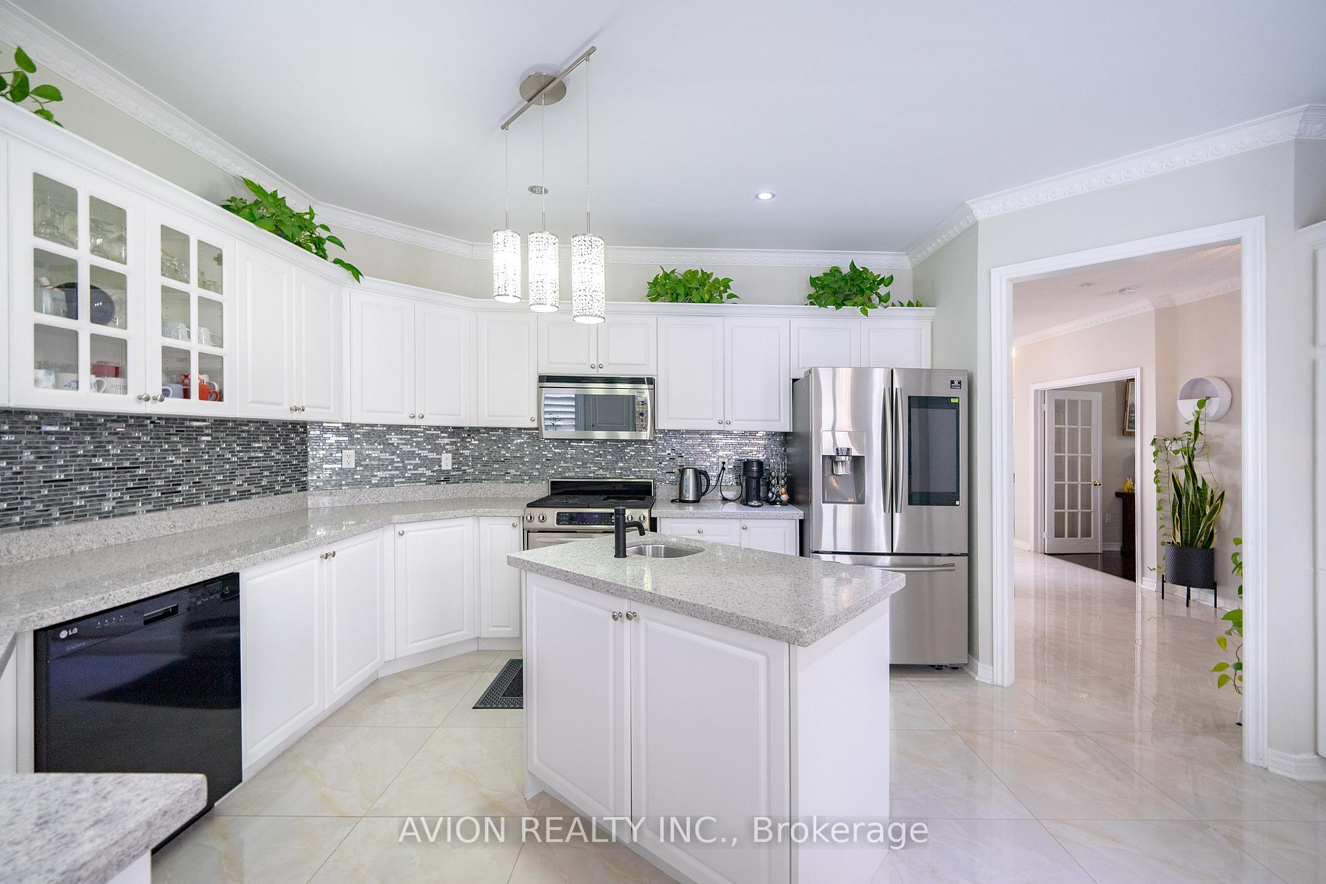 Photo 13 of 116 Boxwood Crescent, Markham, Rouge Fairways — HOMEH