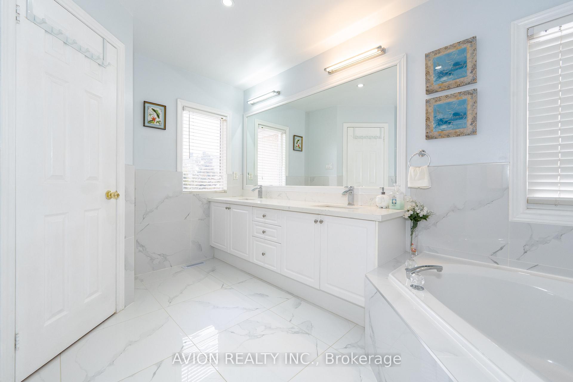 Photo 23 of 116 Boxwood Crescent, Markham, Rouge Fairways — HOMEH