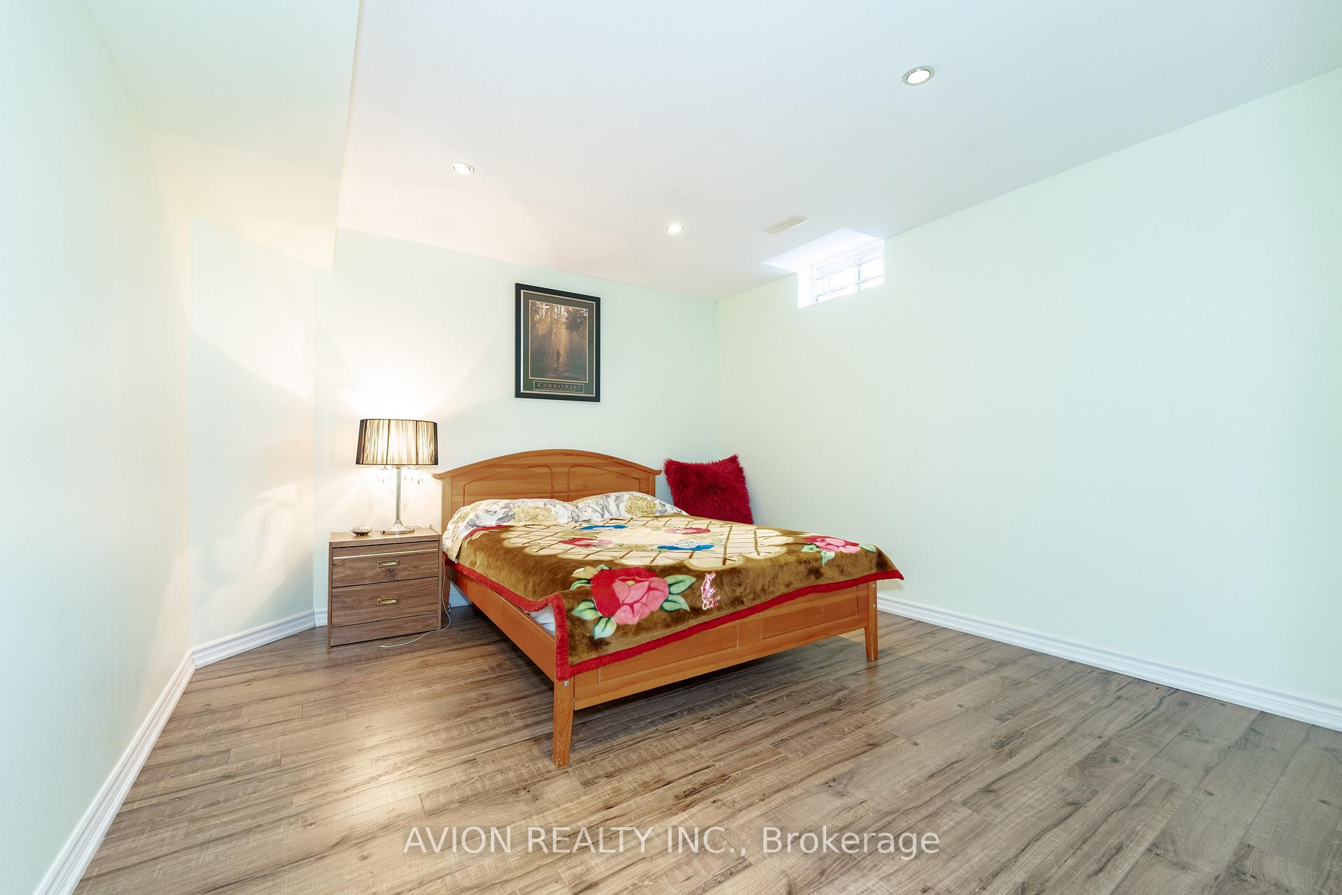 Photo 34 of 116 Boxwood Crescent, Markham, Rouge Fairways — HOMEH