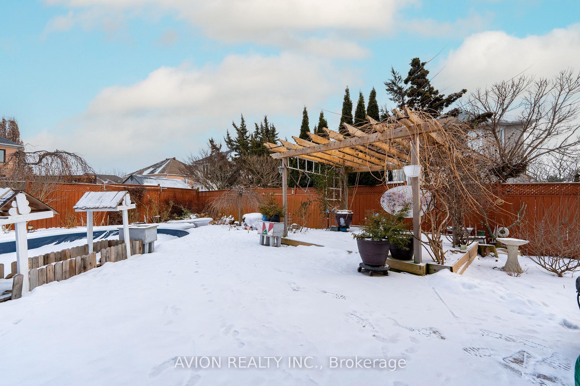 Photo 39 of 116 Boxwood Crescent, Markham, Rouge Fairways — HOMEH