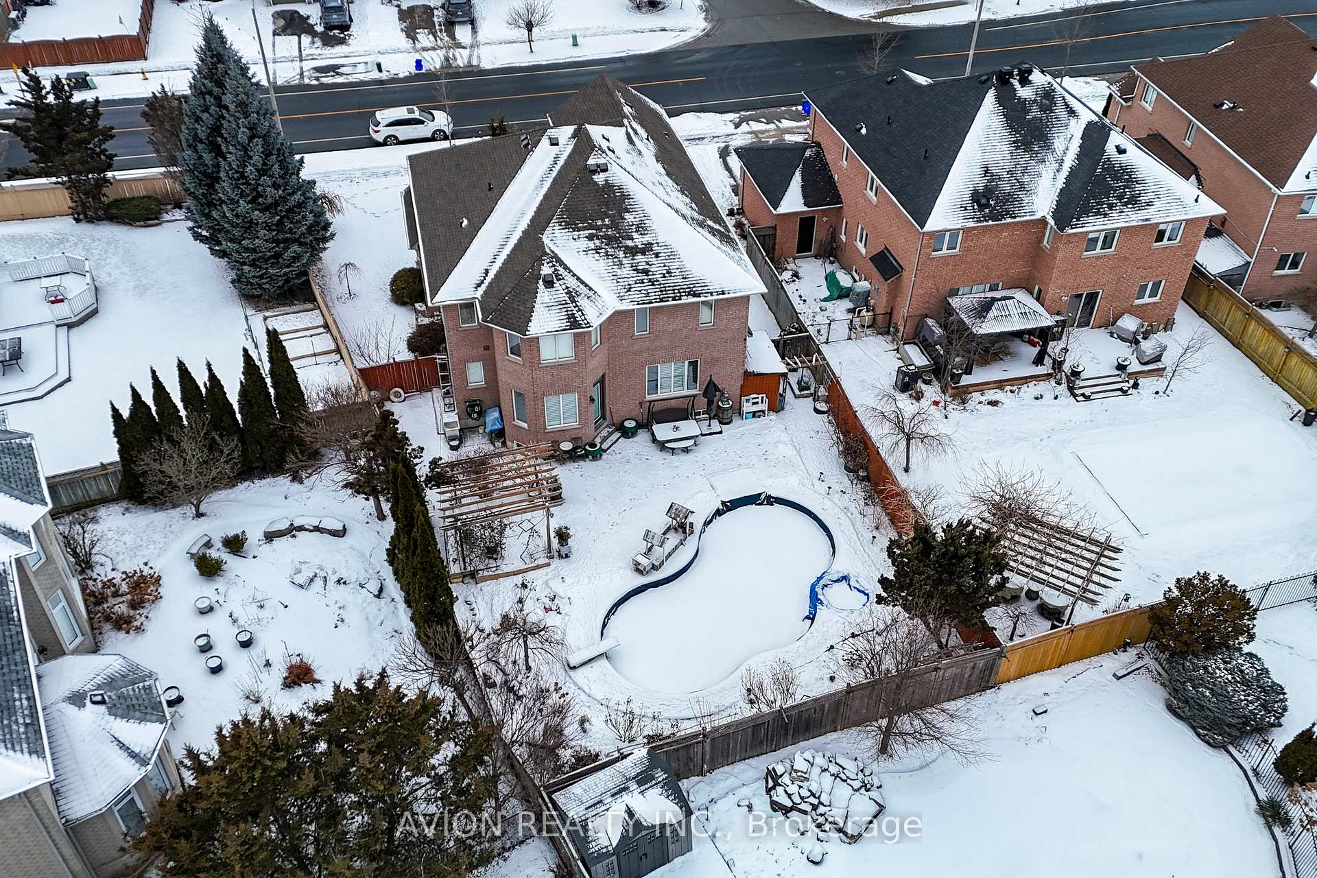 Photo 40 of 116 Boxwood Crescent, Markham, Rouge Fairways — HOMEH