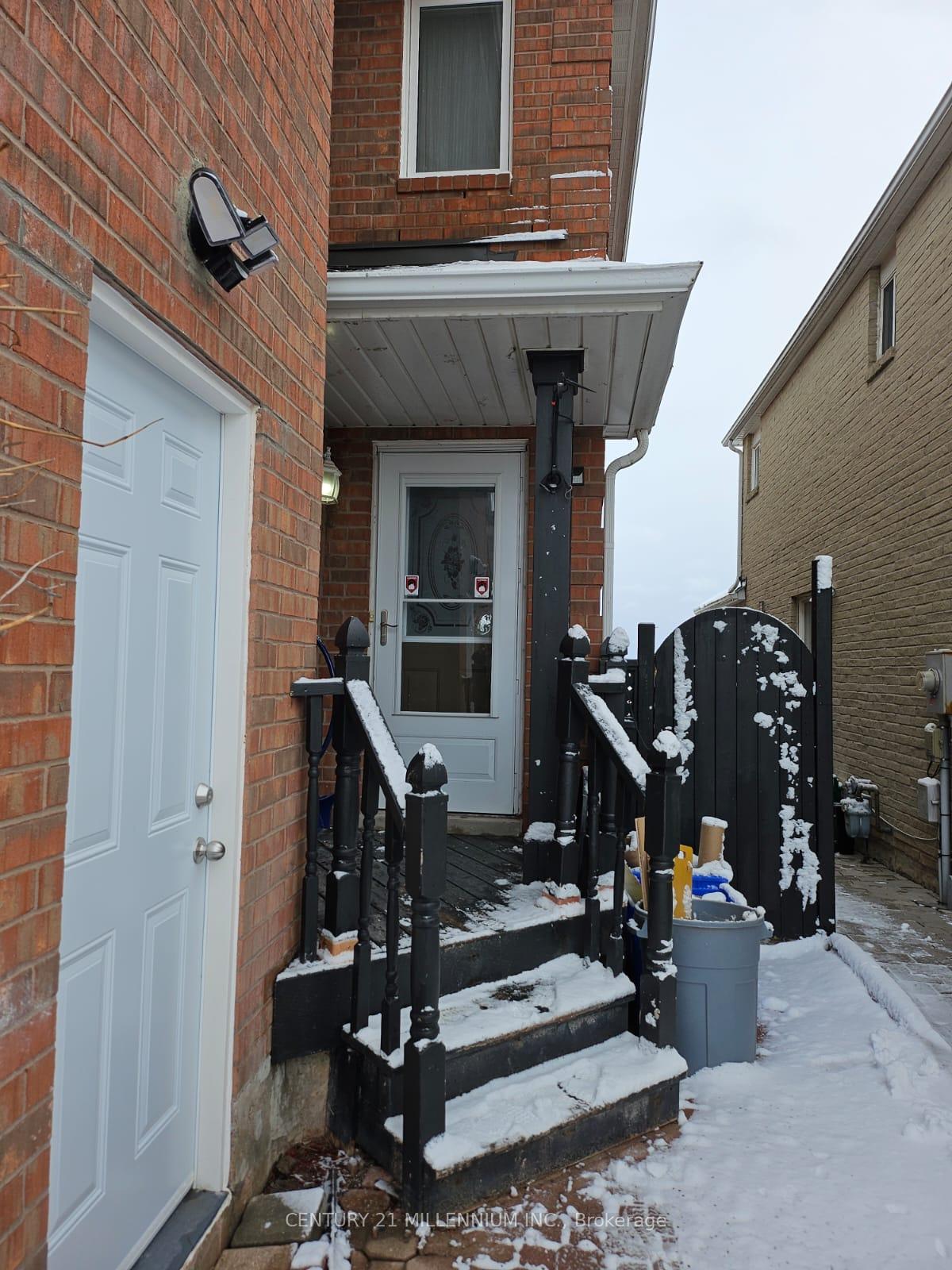 Photo 2 of 439 Jay Crescent, Orangeville — HOMEH