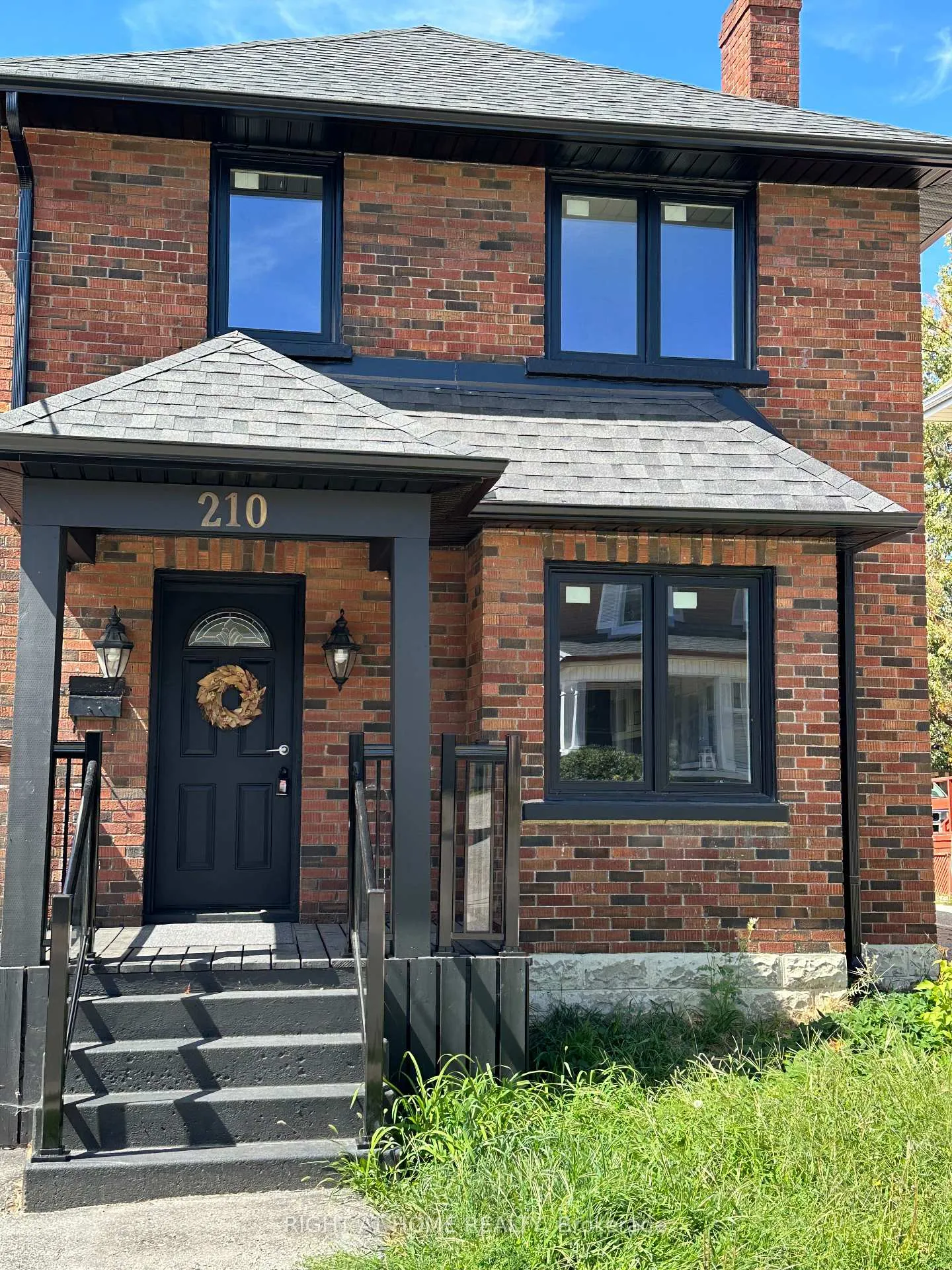 Photo 1 of 210 Dearborn Avenue, Oshawa, O'Neill — HOMEH