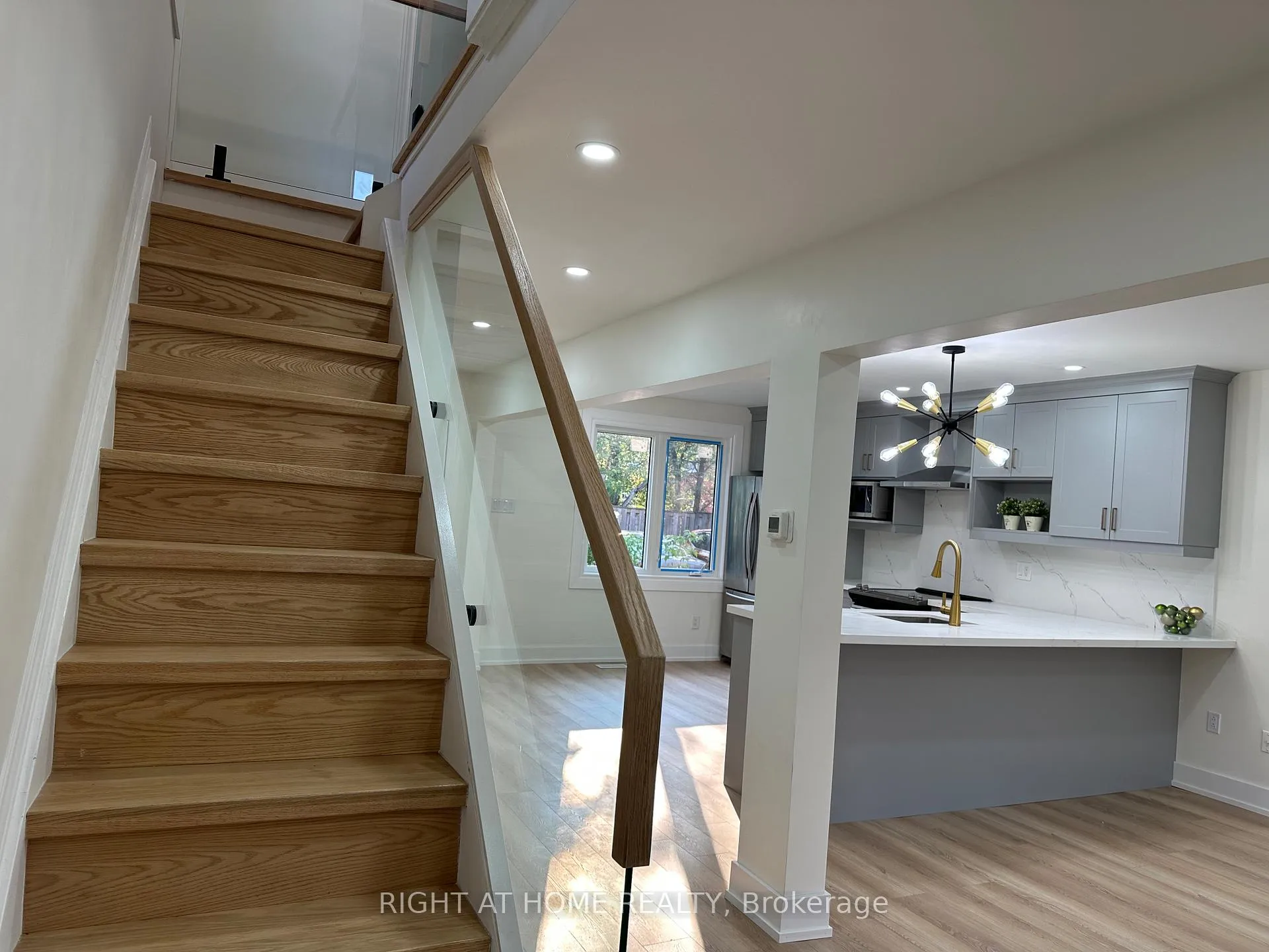 Photo 21 of 210 Dearborn Avenue, Oshawa, O'Neill — HOMEH