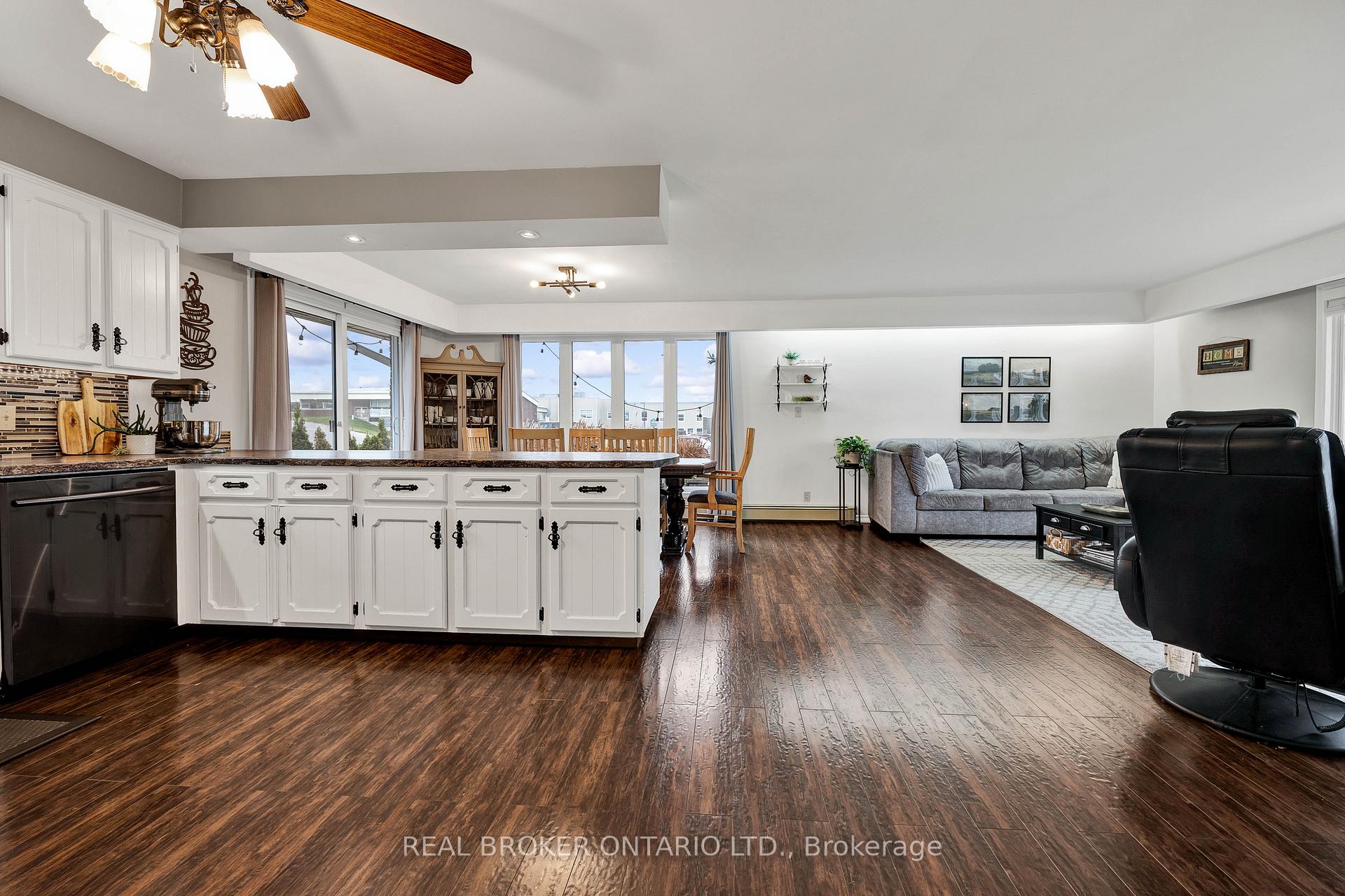 Photo 11 of 61 William Street, Perth East, Milverton — HOMEH