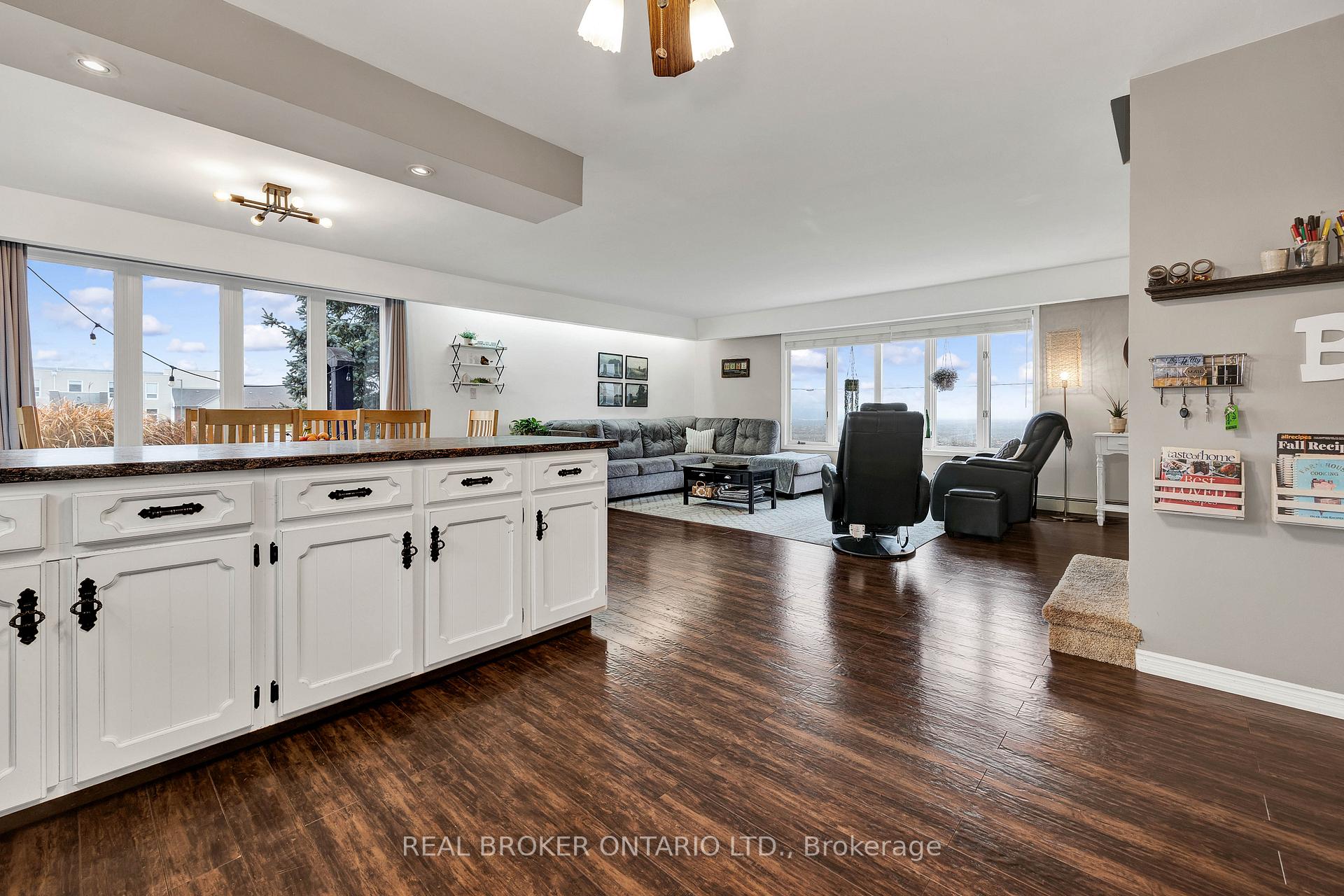Photo 12 of 61 William Street, Perth East, Milverton — HOMEH