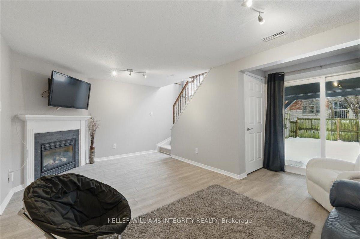 Photo 28 of 180 Carwood Circle, Ottawa, Carson Meadows — HOMEH