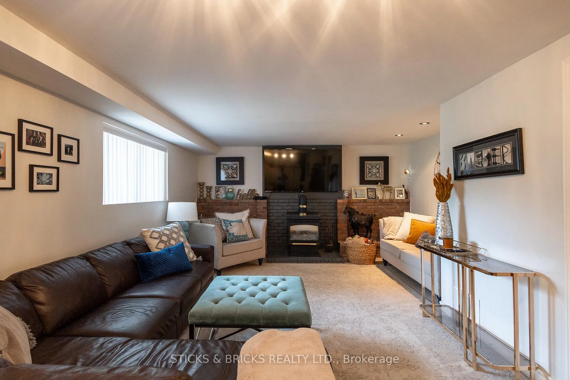 Photo 24 of 2530 Dorchester Road, Niagara Falls, Stamford — HOMEH