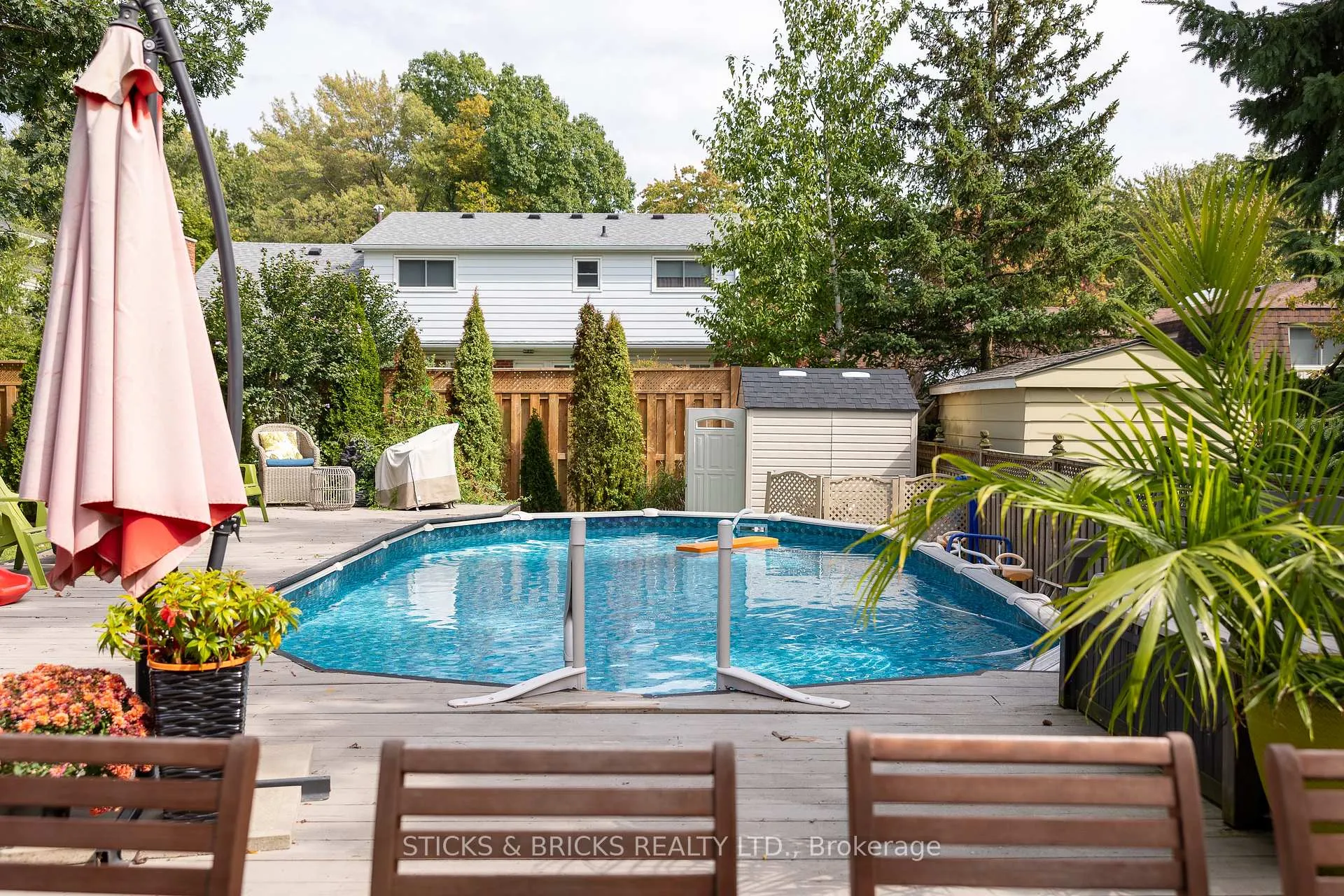 Photo 34 of 2530 Dorchester Road, Niagara Falls, Stamford — HOMEH