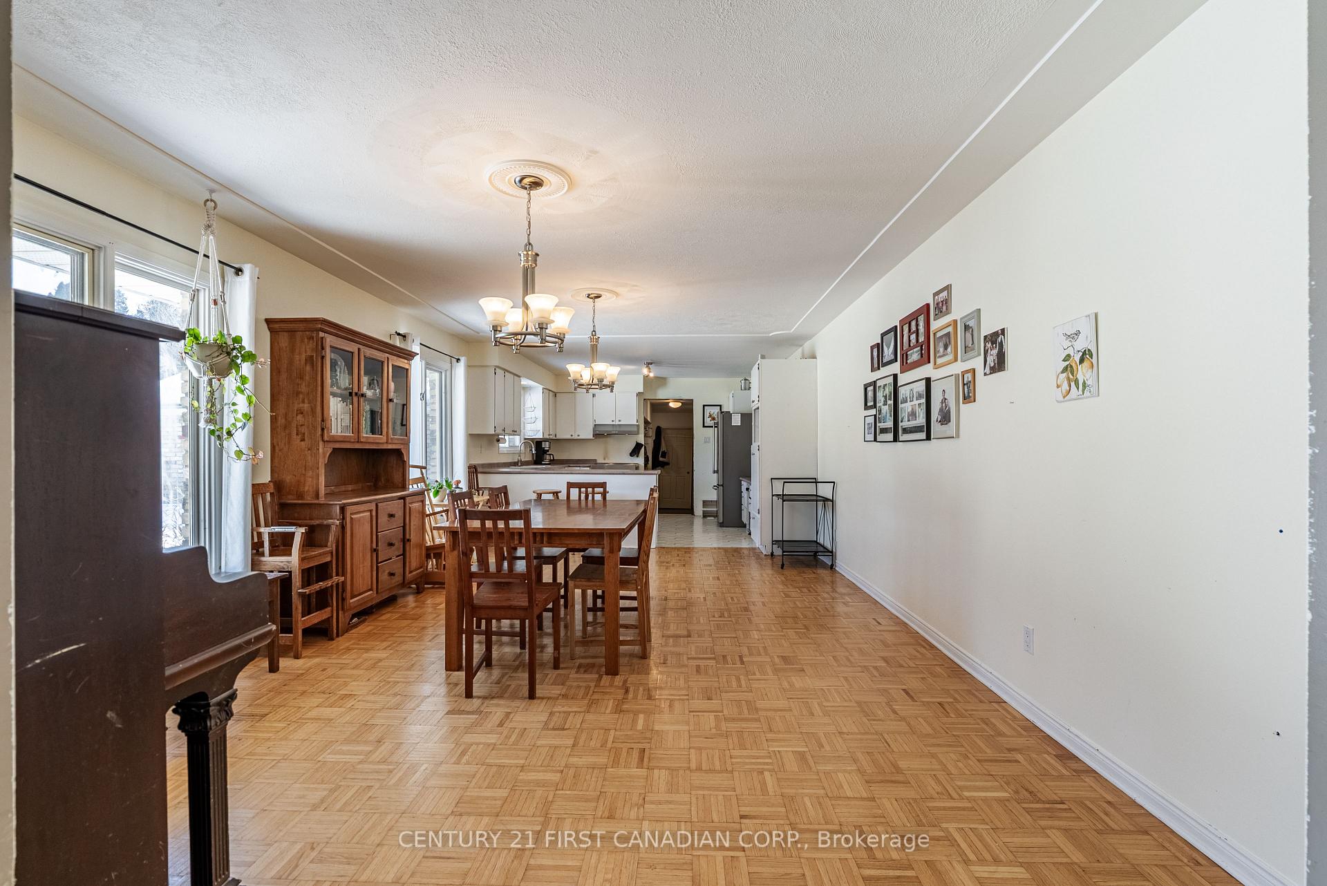 Photo 9 of 4353 Queens Avenue, North Middlesex, Rural North Middlesex — HOMEH
