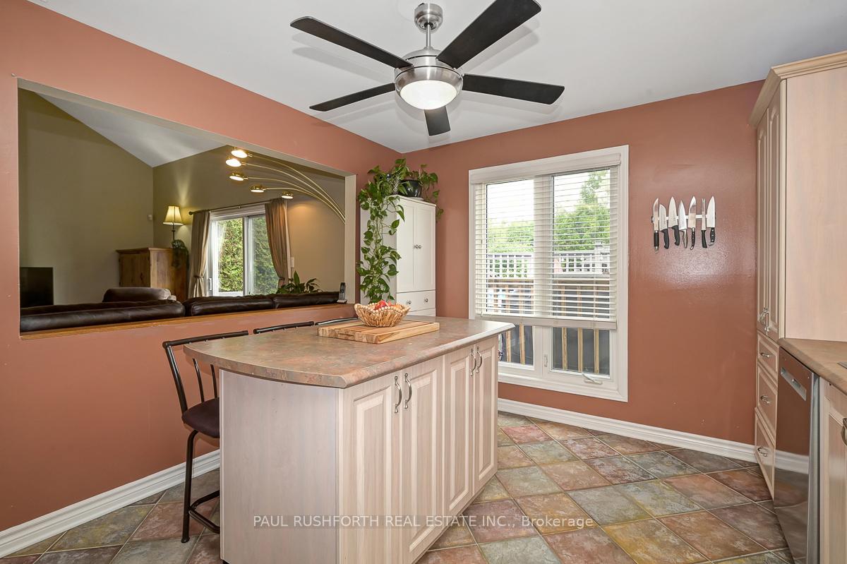 Photo 6 of 6156 Vineyard Drive, Ottawa, Convent Glen — HOMEH