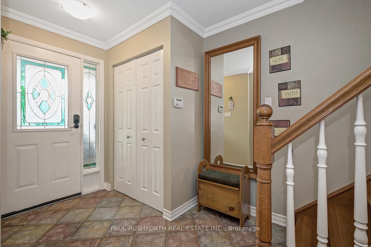 Photo 10 of 6156 Vineyard Drive, Ottawa, Convent Glen — HOMEH