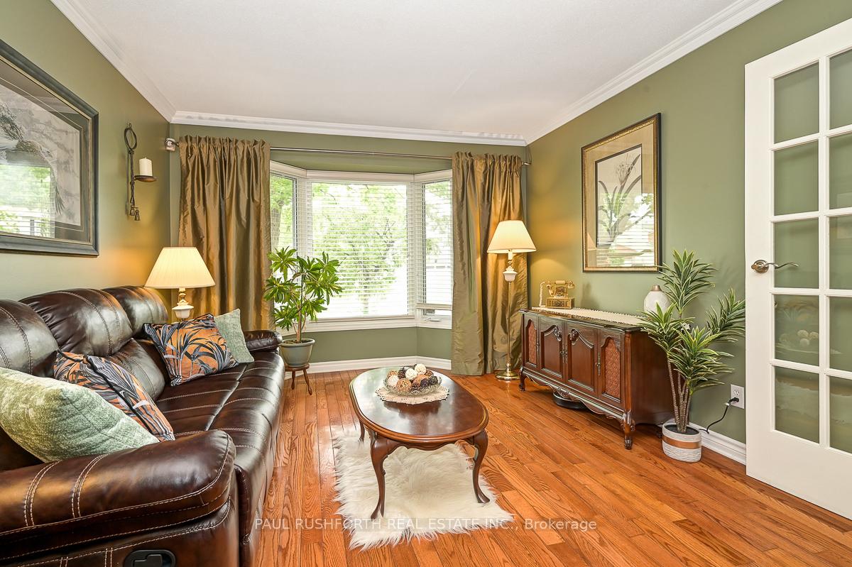 Photo 14 of 6156 Vineyard Drive, Ottawa, Convent Glen — HOMEH