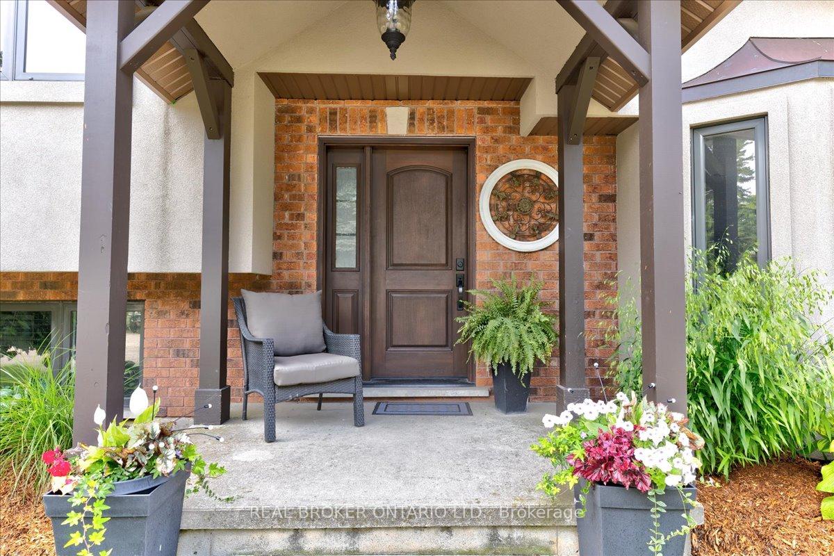 Photo 3 of 2873 Forest Road, Perth East, North Easthope — HOMEH