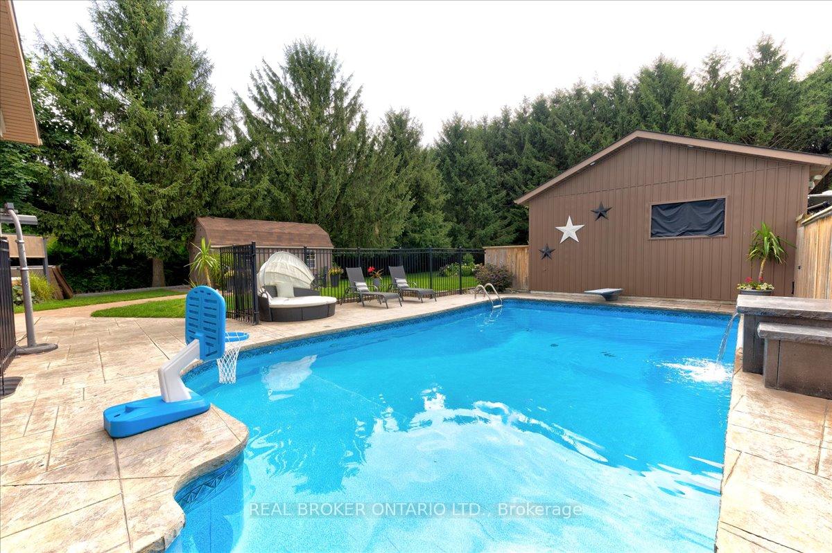 Photo 35 of 2873 Forest Road, Perth East, North Easthope — HOMEH