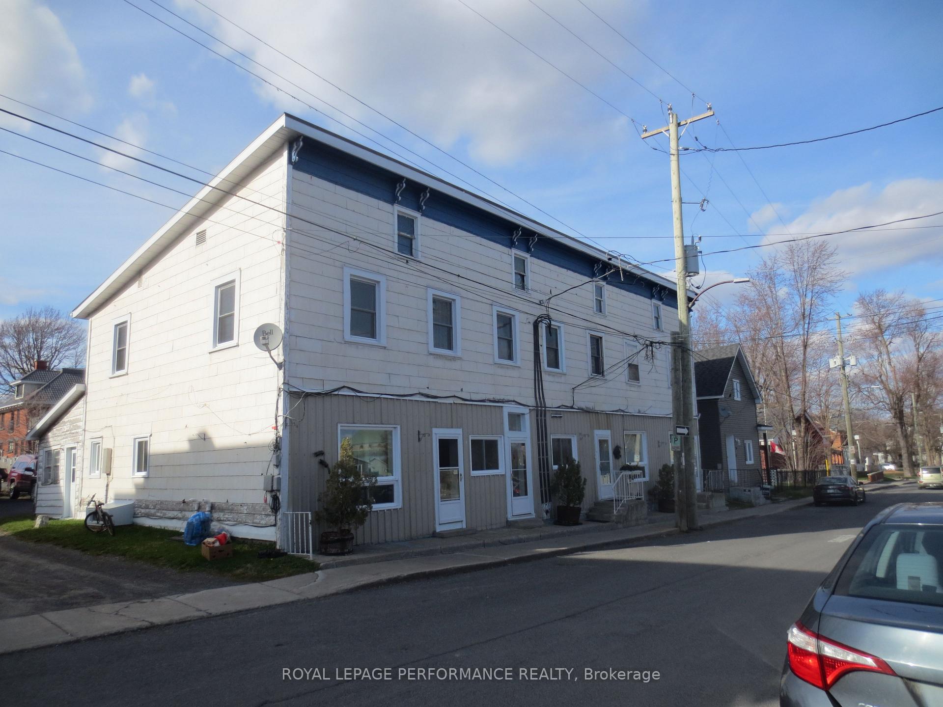 Front of 11-13 Center Street