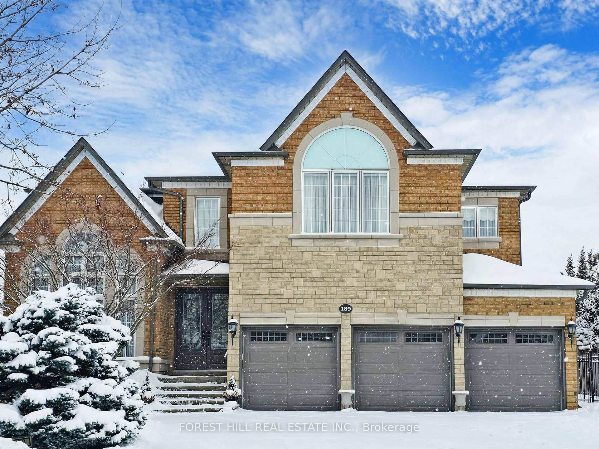 Photo 3 of 189 Silver Rose Crescent, Markham, Cachet — HOMEH