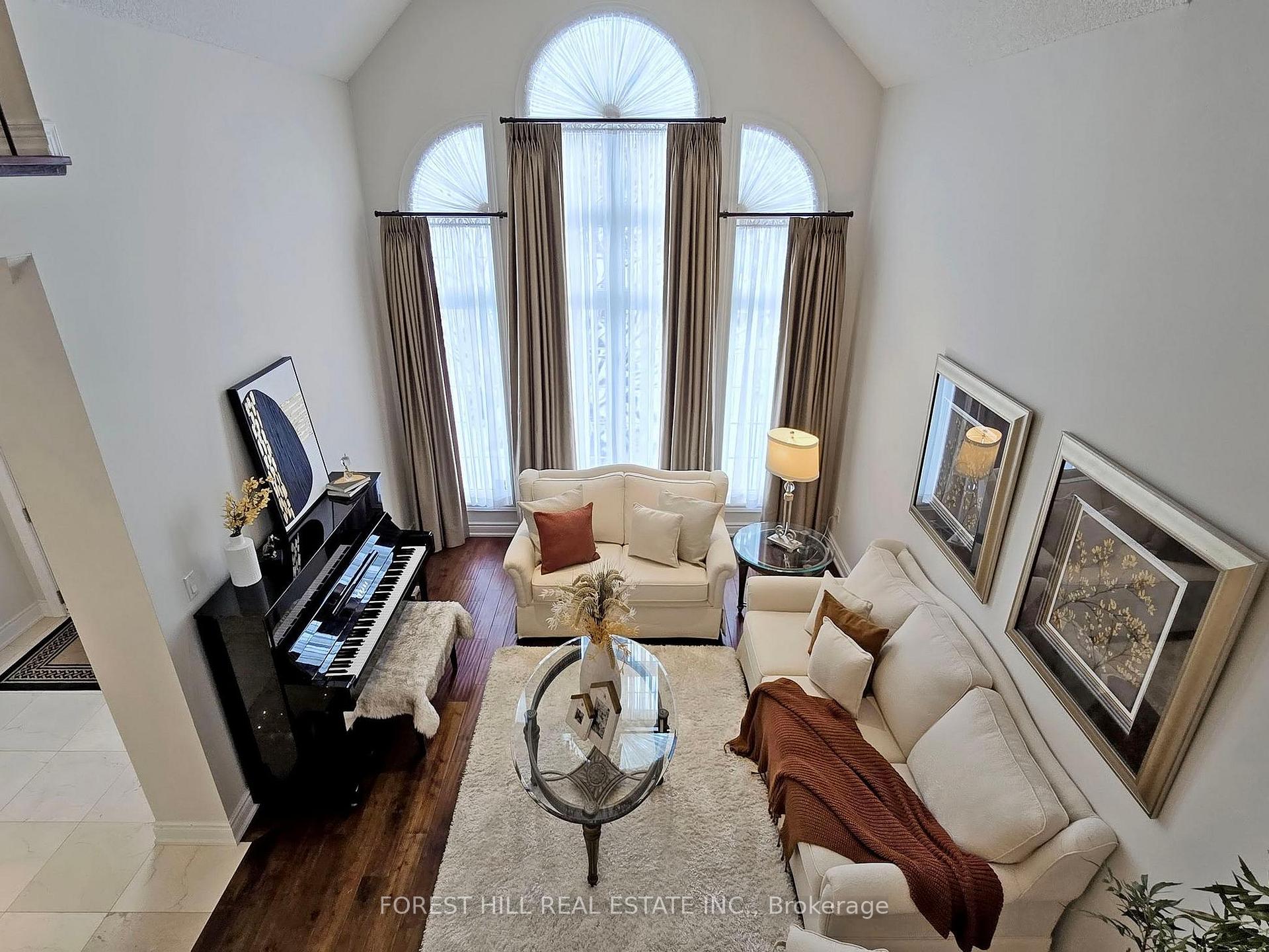 Photo 6 of 189 Silver Rose Crescent, Markham, Cachet — HOMEH