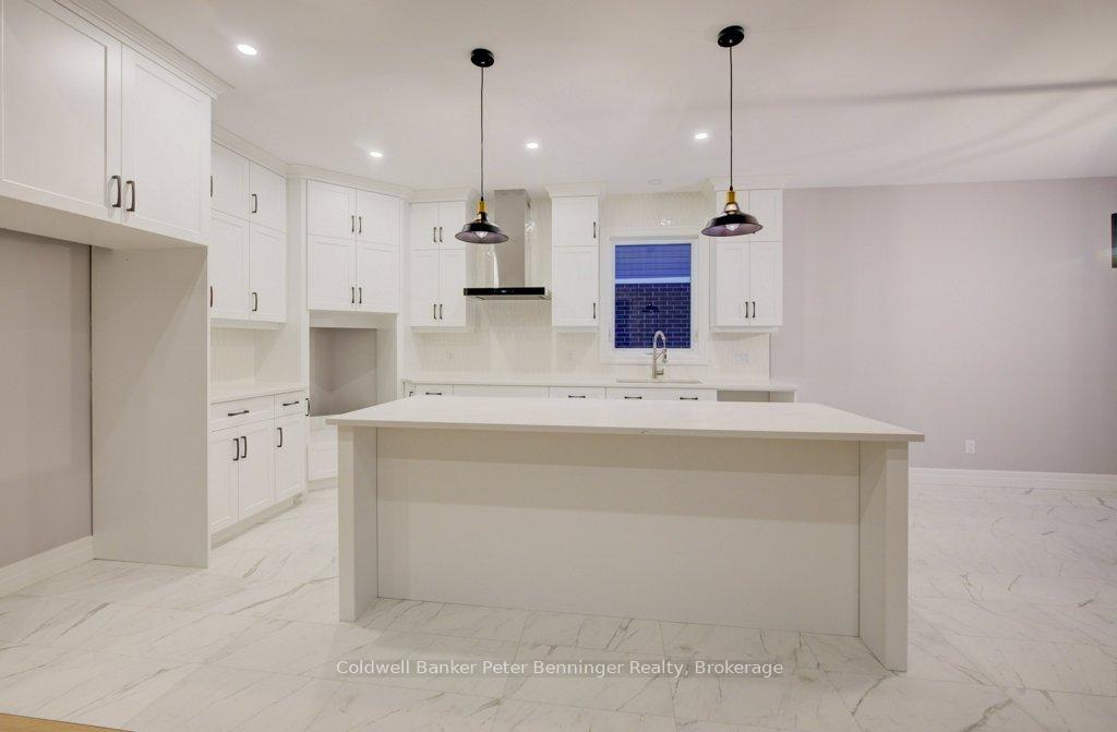 Photo 10 of 705 Hollinger Drive, North Perth, Listowel — HOMEH