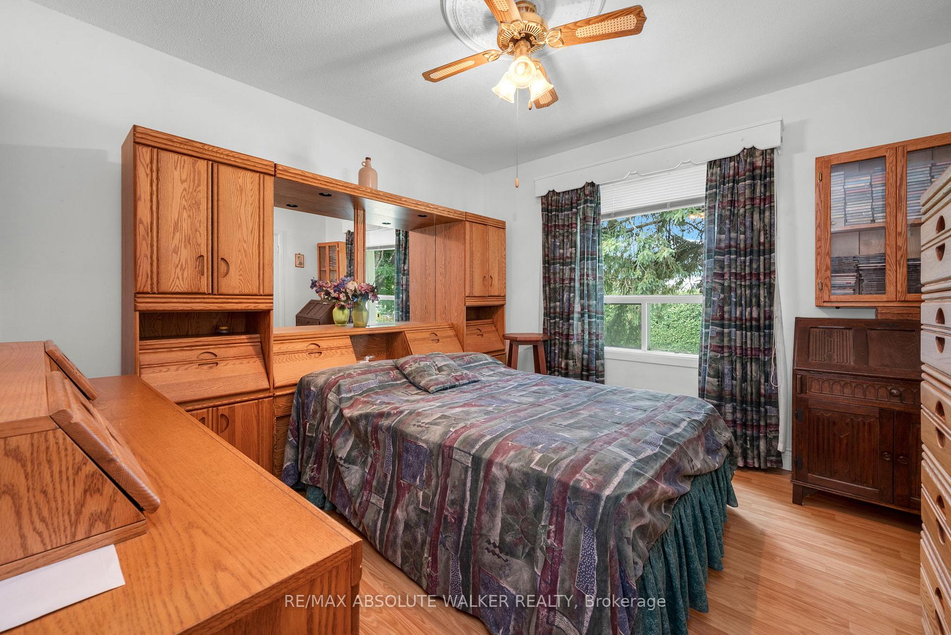 Photo 12 of 1121 Cholette Crescent, Ottawa, Convent Glen South — HOMEH