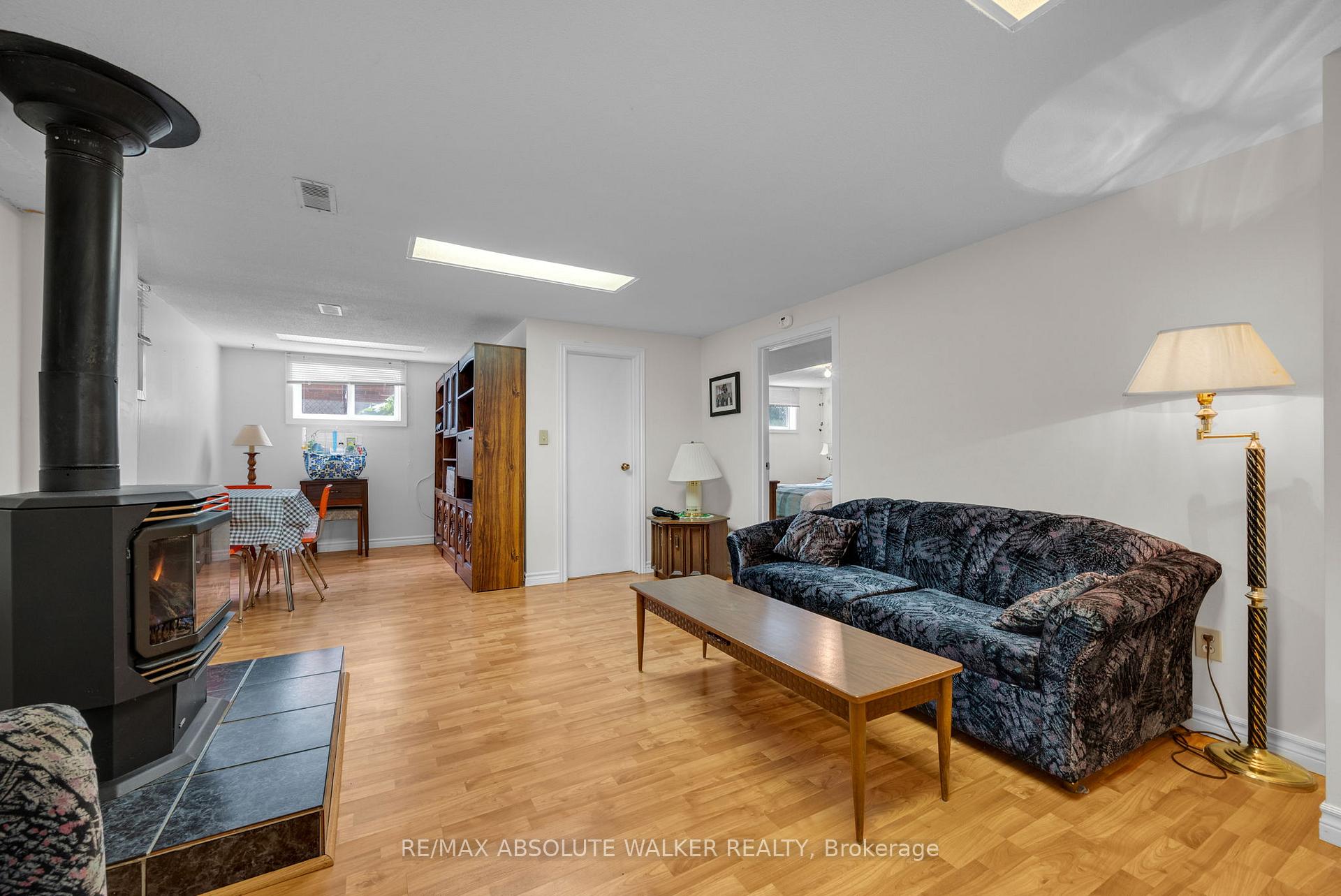 Photo 19 of 1121 Cholette Crescent, Ottawa, Convent Glen South — HOMEH